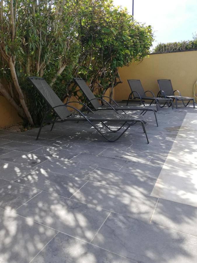 Maison Provencale Spa Sauna Piscine Molleges Εξωτερικό φωτογραφία